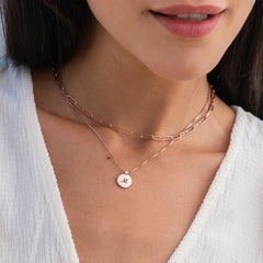 initial-necklace-with-diamond-rose-Gold-Woman