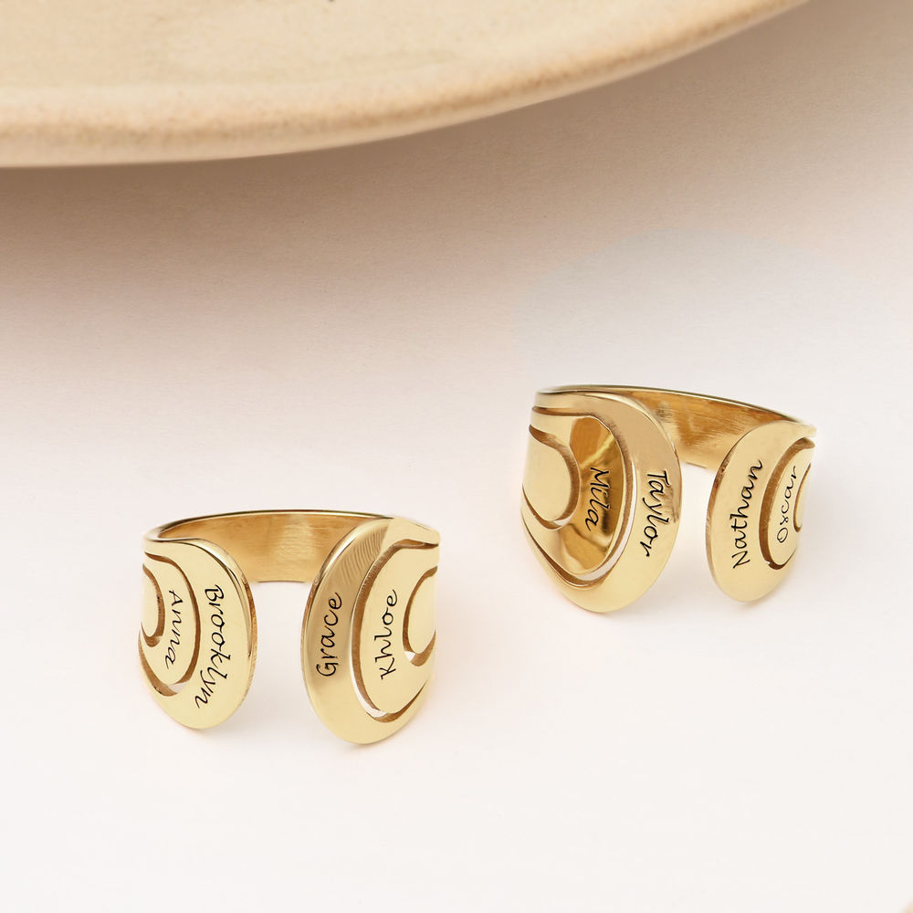 טבעת האג עם שמות מכסף בציפוי זהב 18K